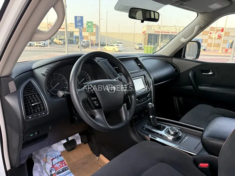 Nissan Patrol 2020 for Sale in Abu Dhabi Image-6