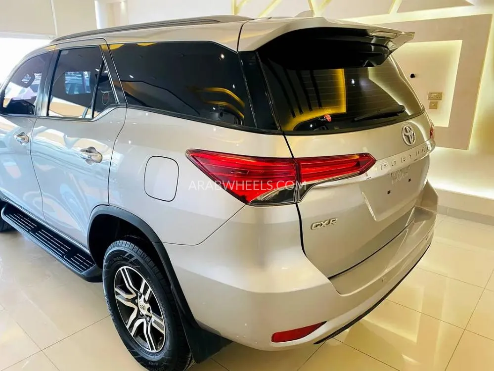 تويوتا فورتشنر 2018 for Sale in الشارقة Image-4