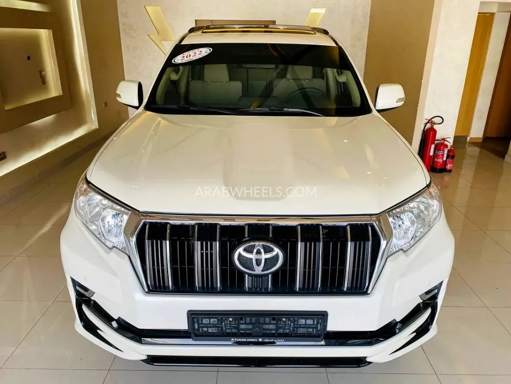 تويوتا لاند كروزر برادو 2022 for Sale in الشارقة Image-4