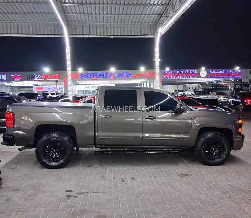 Chevrolet Silverado 2015 for Sale in Ajman Image-6