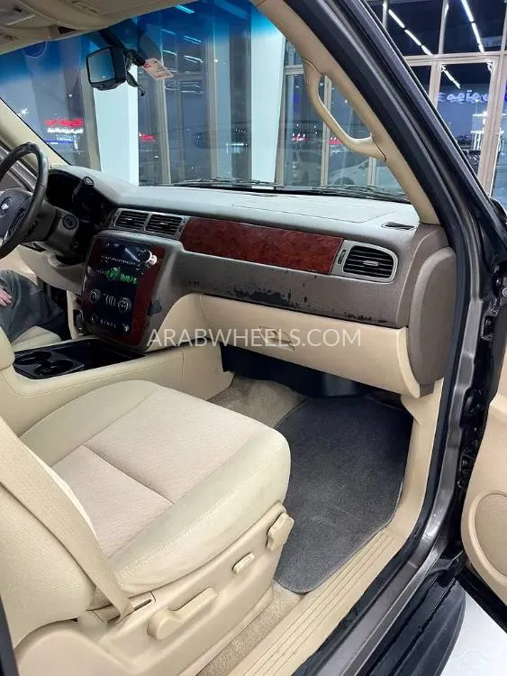 Chevrolet Tahoe 2013 for Sale in Abu Dhabi Image-5