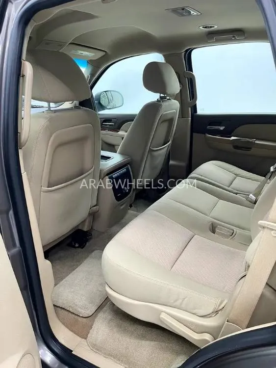 Chevrolet Tahoe 2013 for Sale in Abu Dhabi Image-10