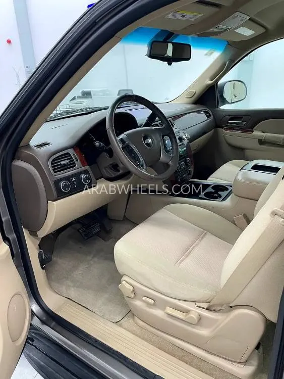 Chevrolet Tahoe 2013 for Sale in Abu Dhabi Image-11