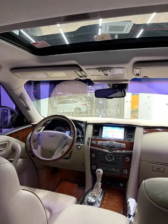إنفينيتي QX80 2015 for Sale in أبو ظبي Image-11