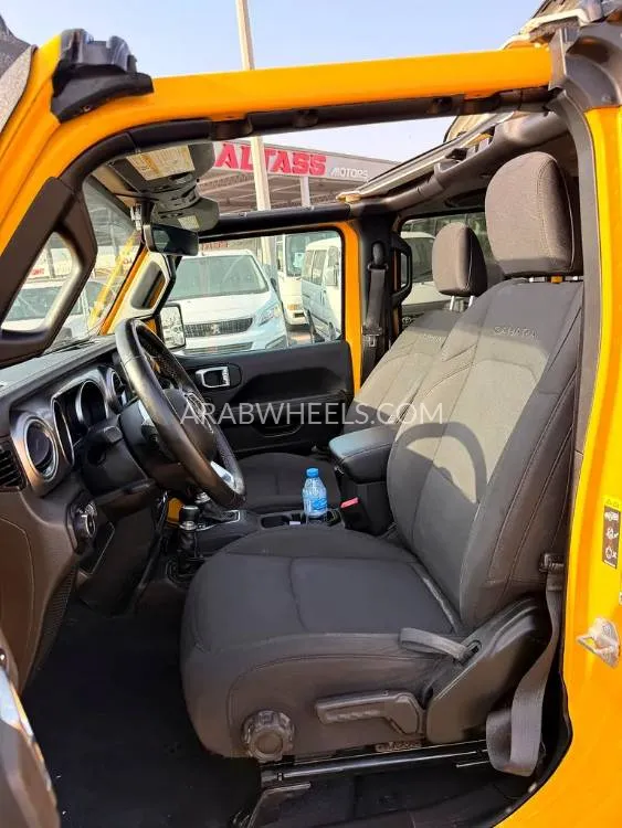 Jeep Wrangler 2020 for Sale in Dubai Image-6