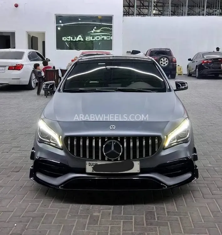 Mercedes Benz A Class 2014 for Sale in Ajman Image-2