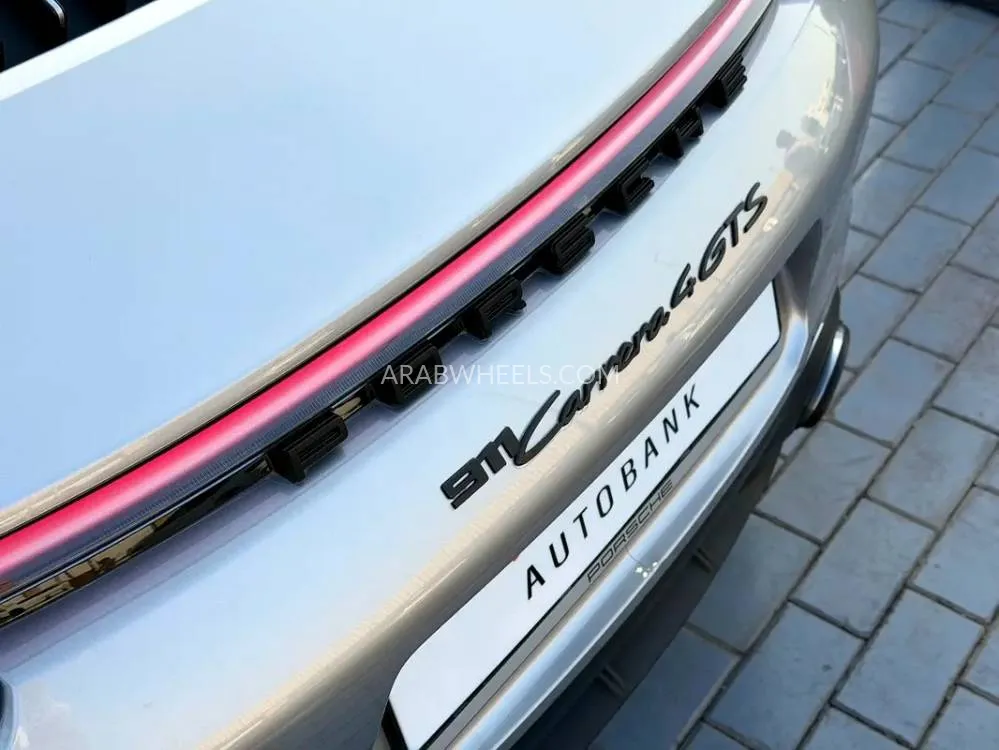 بورشه 911 2024 for Sale in دبي Image-8