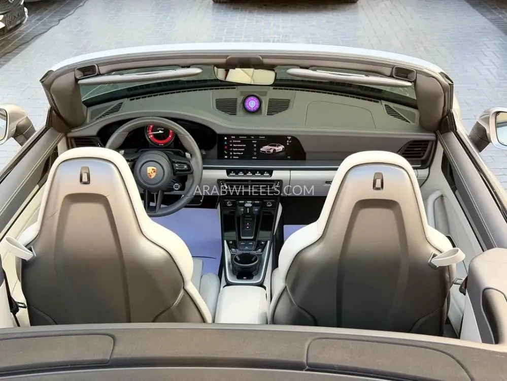 بورشه 911 2024 for Sale in دبي Image-9