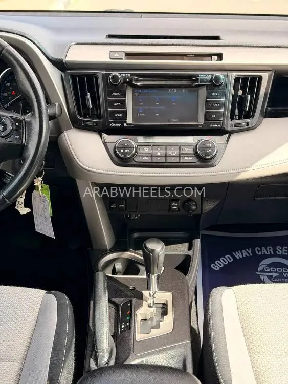 Toyota Rav4 2016 for Sale in Dubai Image-11