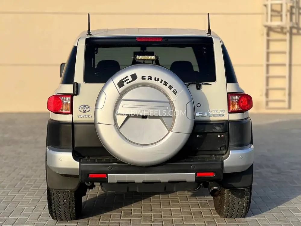 تويوتا إف جي كروزر 2021 for Sale in الشارقة Image-6