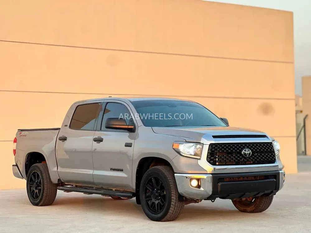 Toyota Tacoma 2021 for Sale in Sharjah Image-2