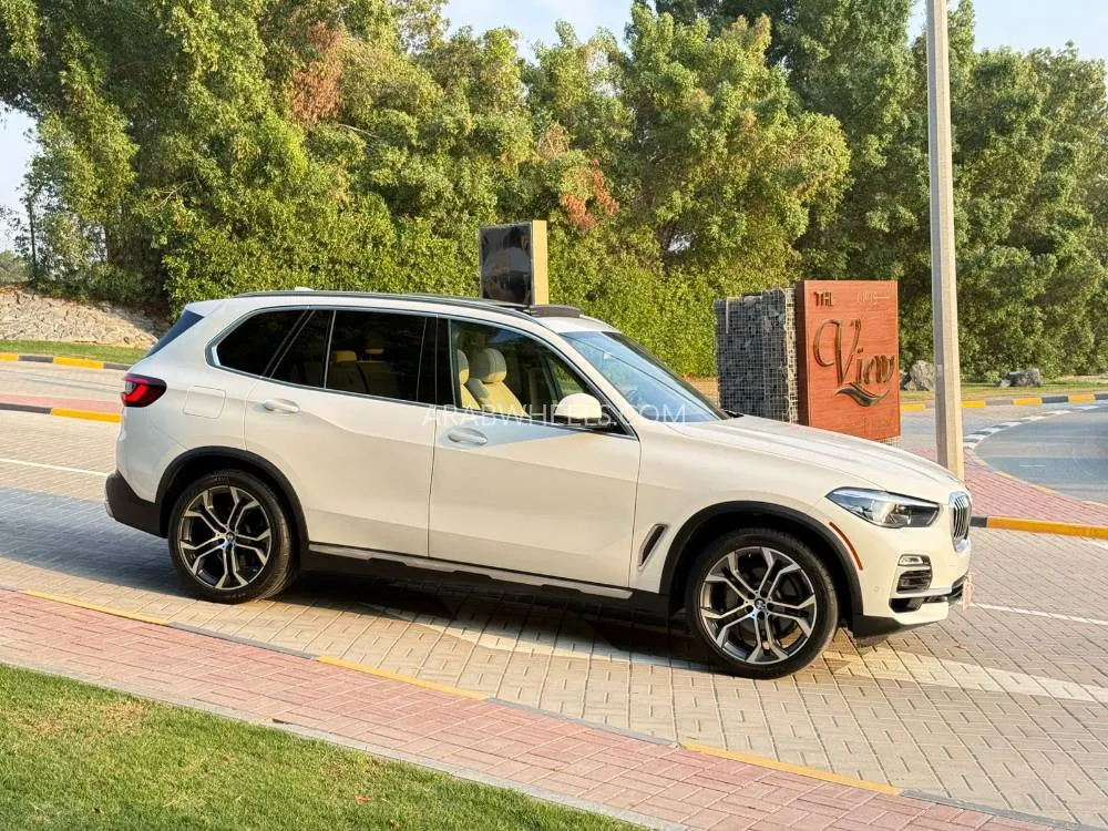 BMW X5 2021 for Sale in Sharjah Image-5
