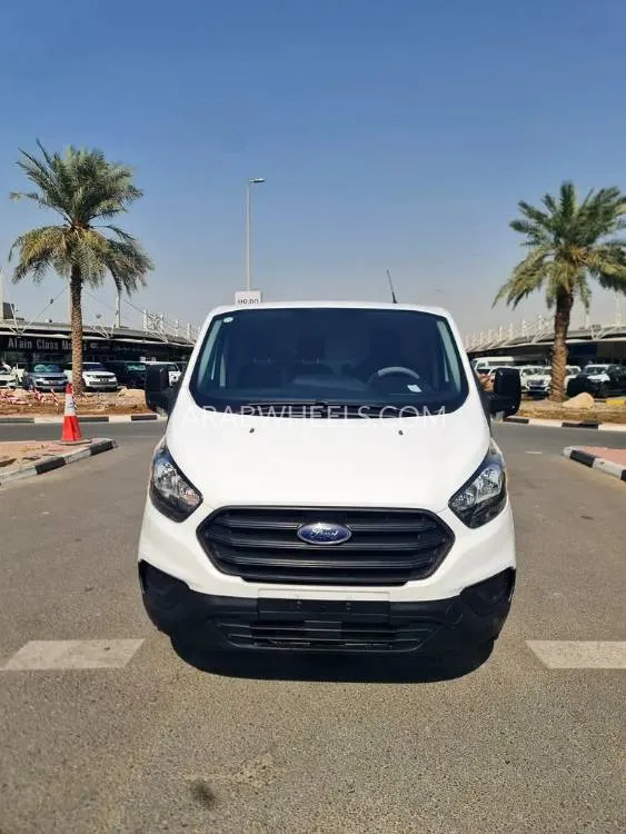 Ford Transit 2021 for Sale in Dubai Image-6