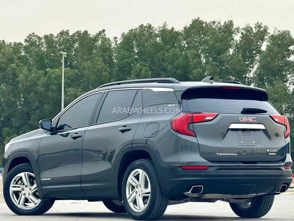 جي إم سي تيرين 2018 for Sale in الشارقة Image-2