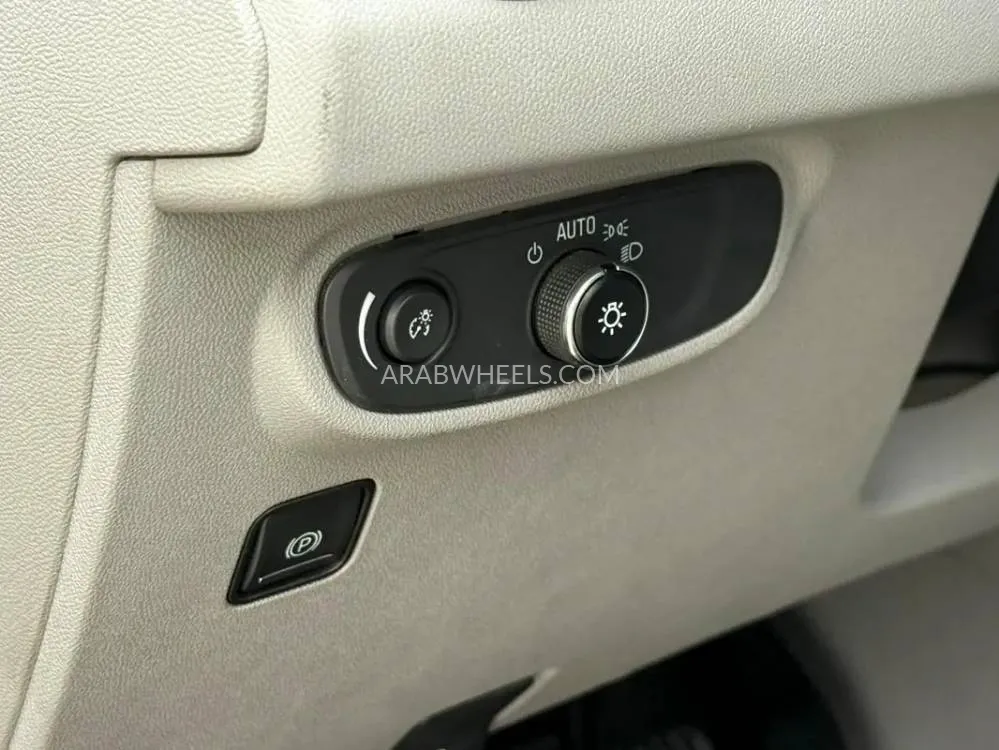 جي إم سي تيرين 2018 for Sale in الشارقة Image-7