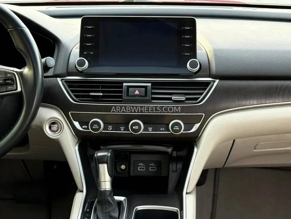 Honda Accord 2022 for Sale in Sharjah Image-3