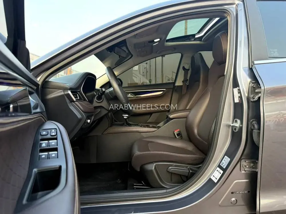 JAC J7 2023 for Sale in Sharjah Image-13