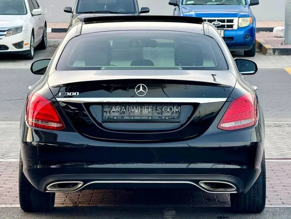 Mercedes Benz C Class 2015 for Sale in Sharjah Image-18