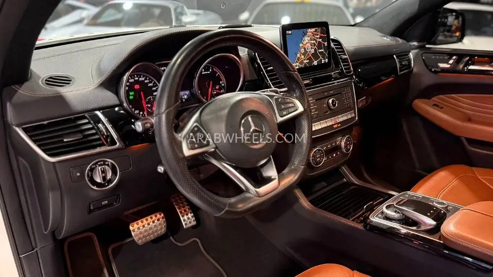 Mercedes Benz GLE Class 2018 for Sale in Dubai Image-2