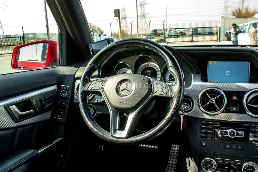 Mercedes Benz GLK Class 2013 for Sale in Dubai Image-11