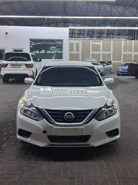 Nissan Altima 2017 for Sale in Ajman Image-6