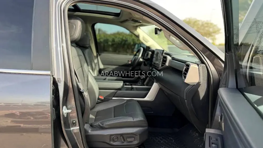 Toyota Tundra 2024 for Sale in Dubai Image-3
