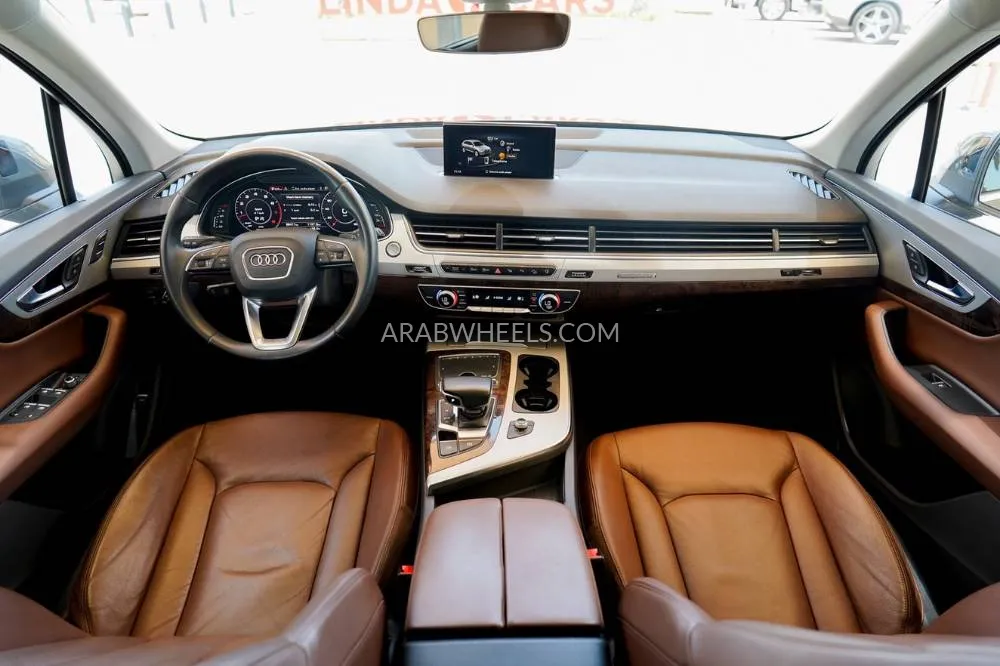 Audi Q7 2016 for Sale in Dubai Image-16