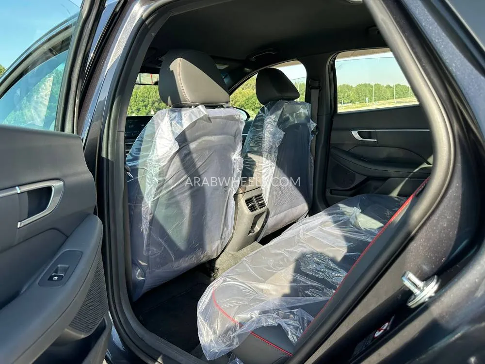 Hyundai Sonata 2021 for Sale in Sharjah Image-11