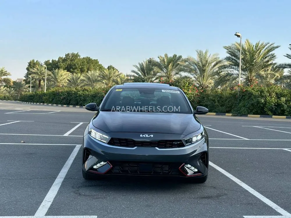 Kia Forte 2023 for Sale in Sharjah Image-5