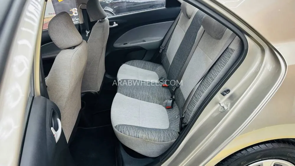 Kia Pegas 2021 for Sale in Dubai Image-8