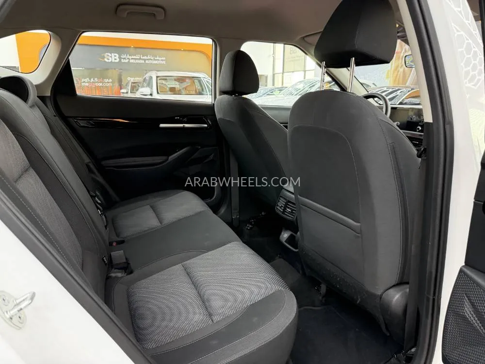 كيا سيلتوس 2024 for Sale in دبي Image-12