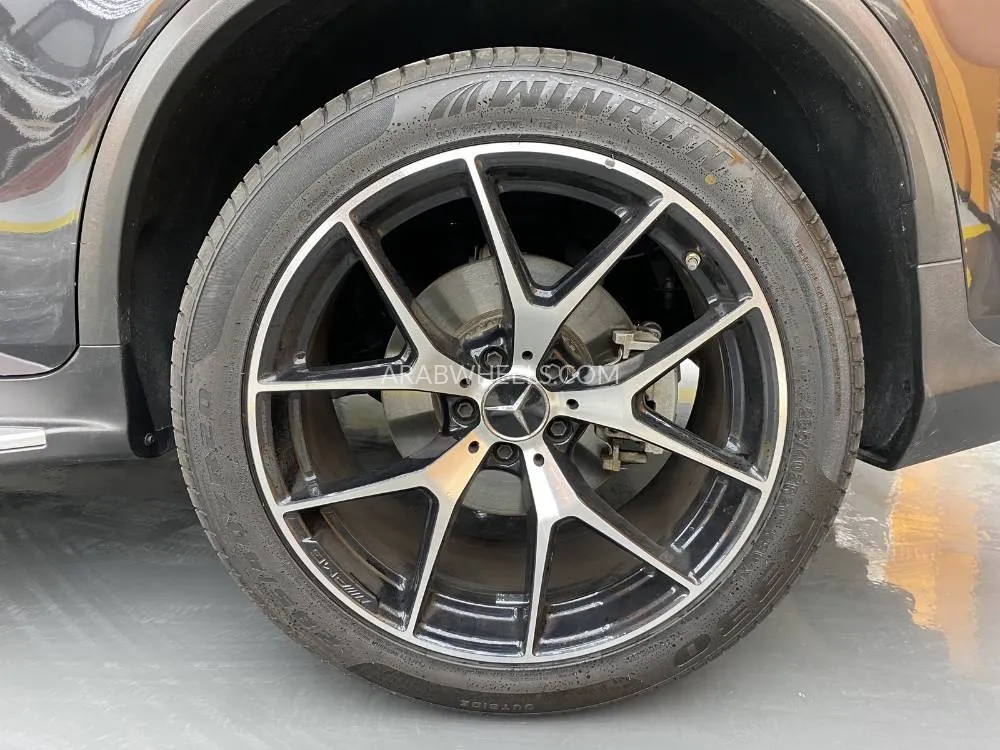 Mercedes Benz GLC Class 2021 for Sale in Dubai Image-9