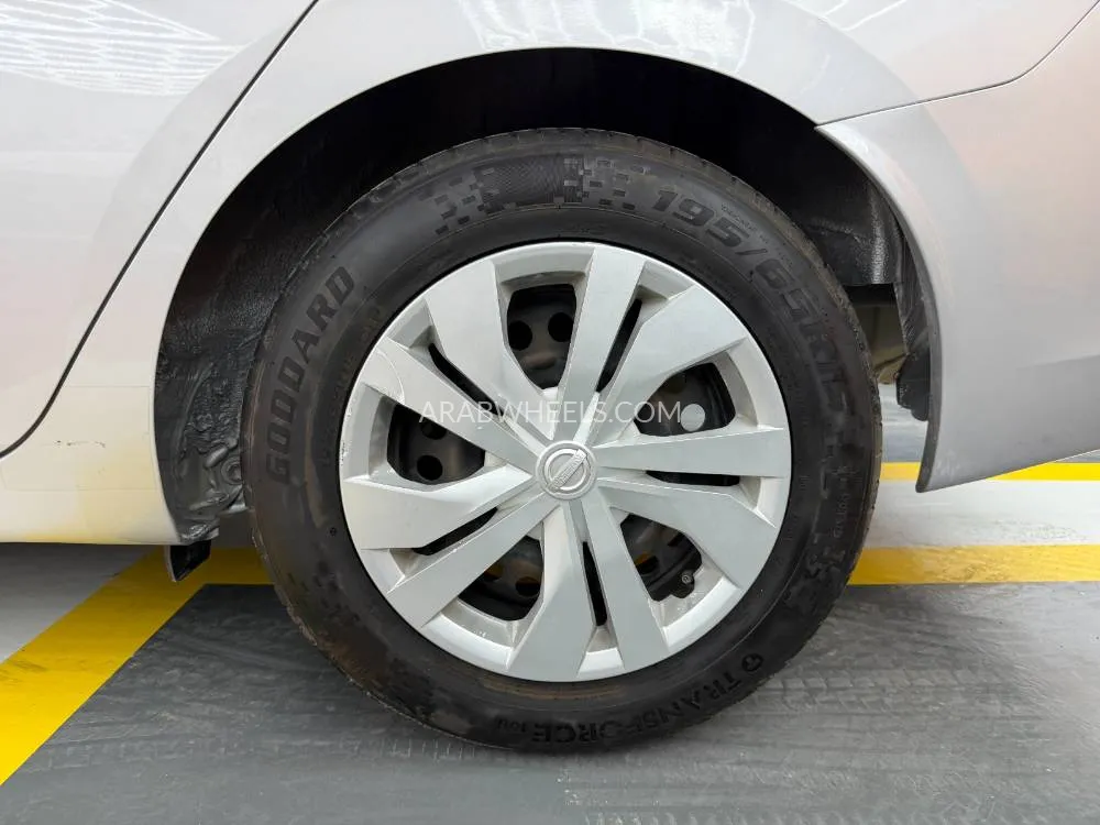 Nissan Sunny 2020 for Sale in Dubai Image-14