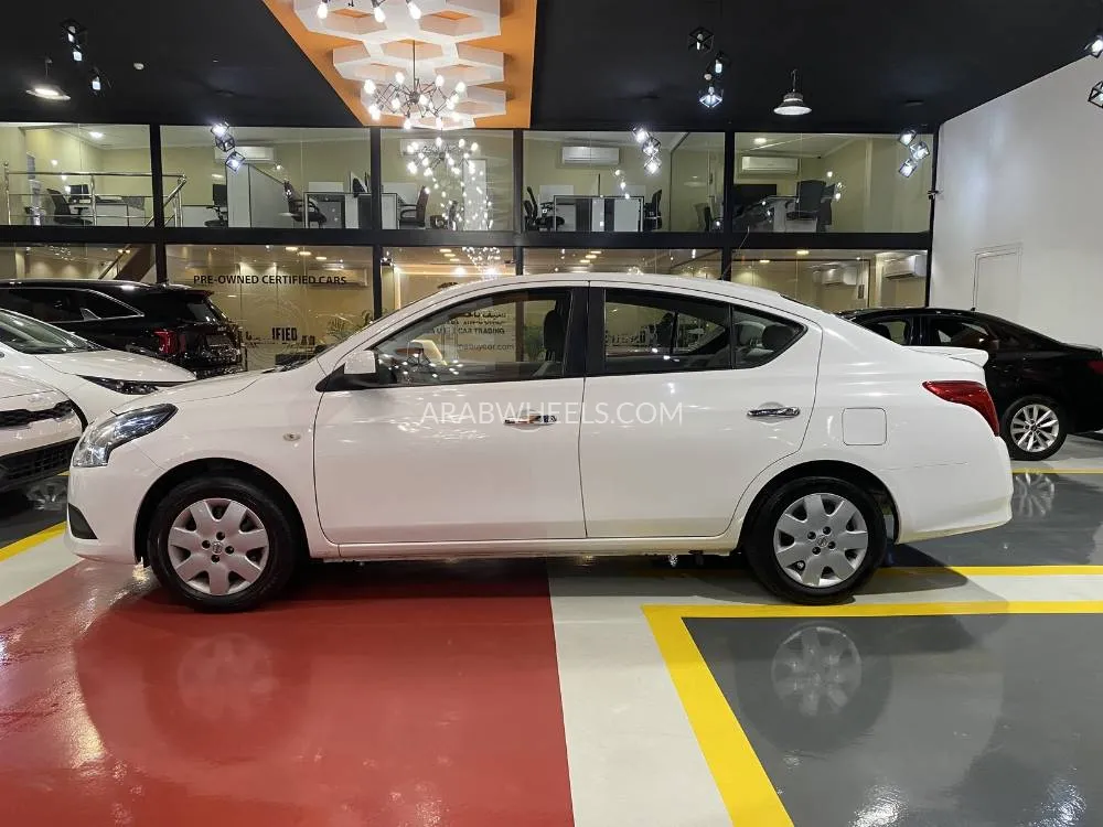 Nissan Sunny 2022 for Sale in Dubai Image-4