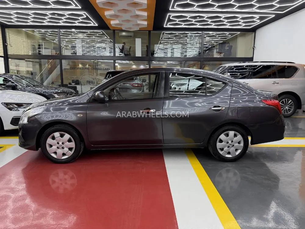 Nissan Sunny 2023 for Sale in Dubai Image-4