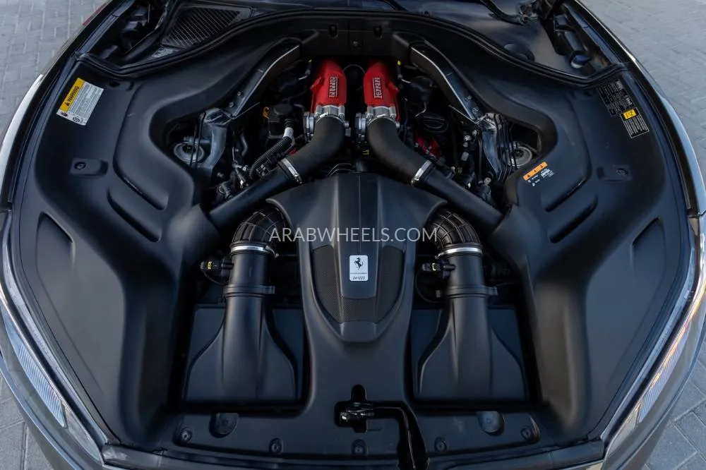 Ferrari Portofino 2019 for Sale in Dubai Image-12