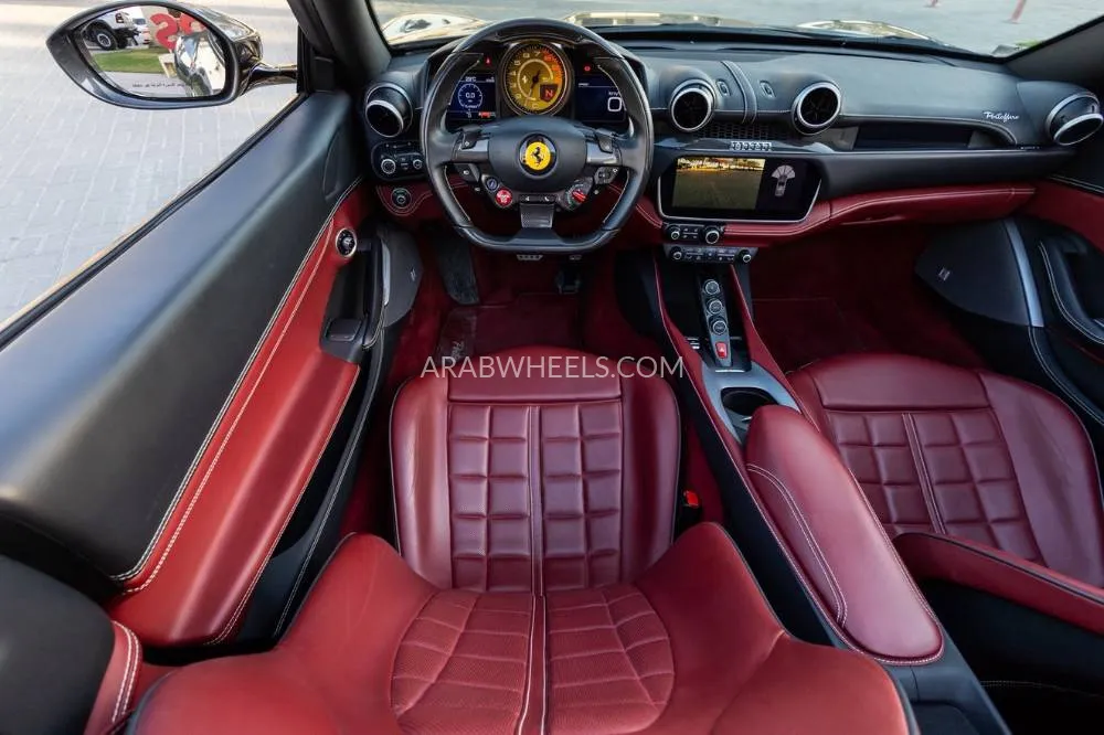 Ferrari Portofino 2019 for Sale in Dubai Image-18