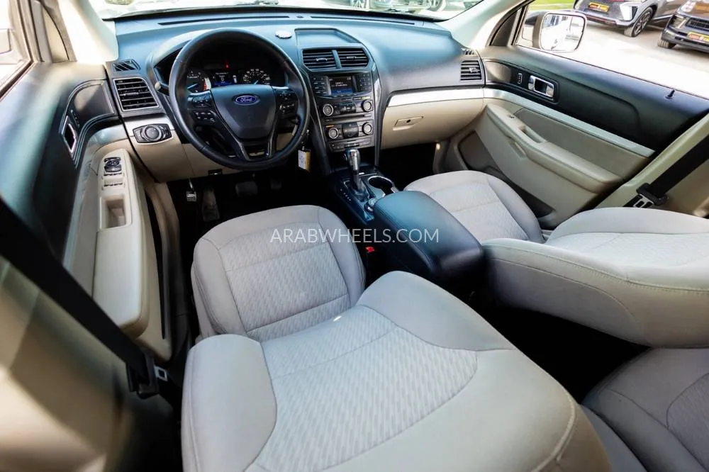 Ford Explorer 2018 for Sale in Dubai Image-13