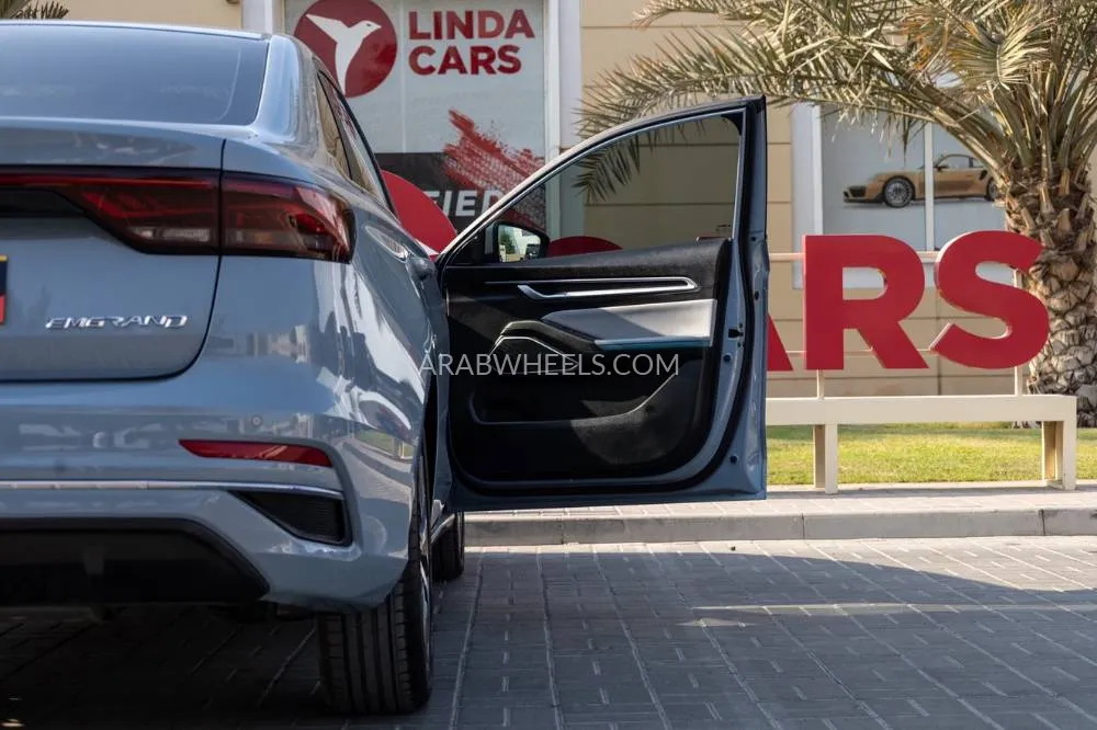 جيلي إمجراند 2025 for Sale in دبي Image-7