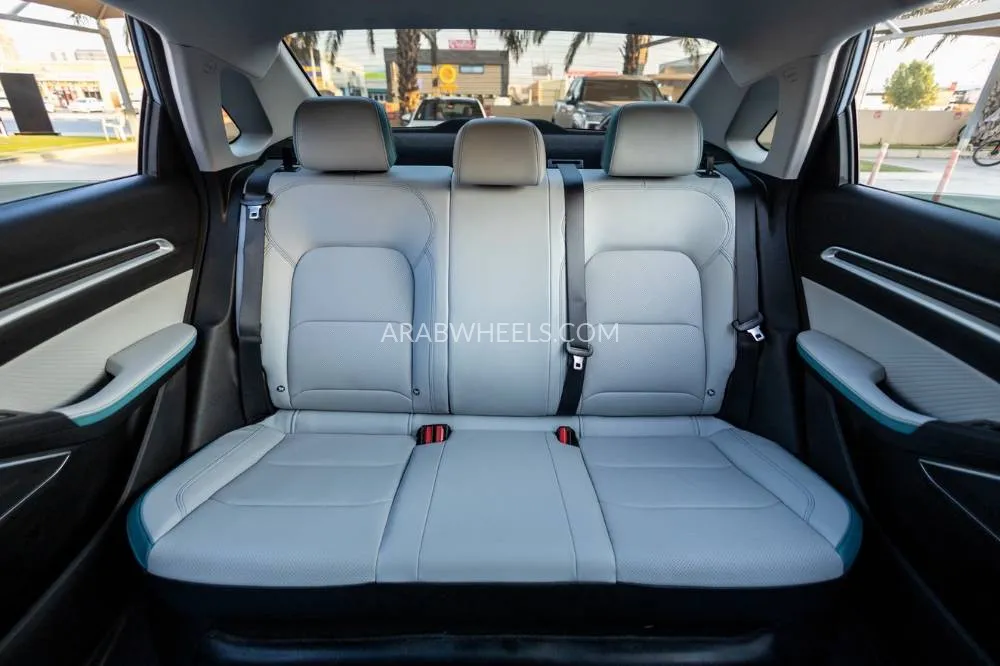 جيلي إمجراند 2025 for Sale in دبي Image-23