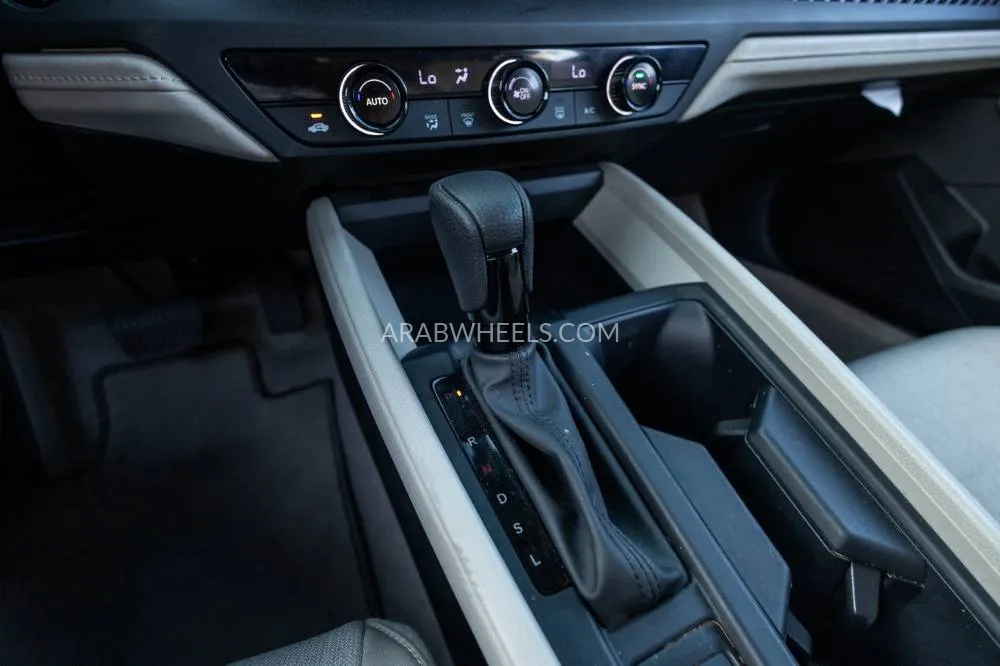 Honda Accord 2023 for Sale in Dubai Image-21