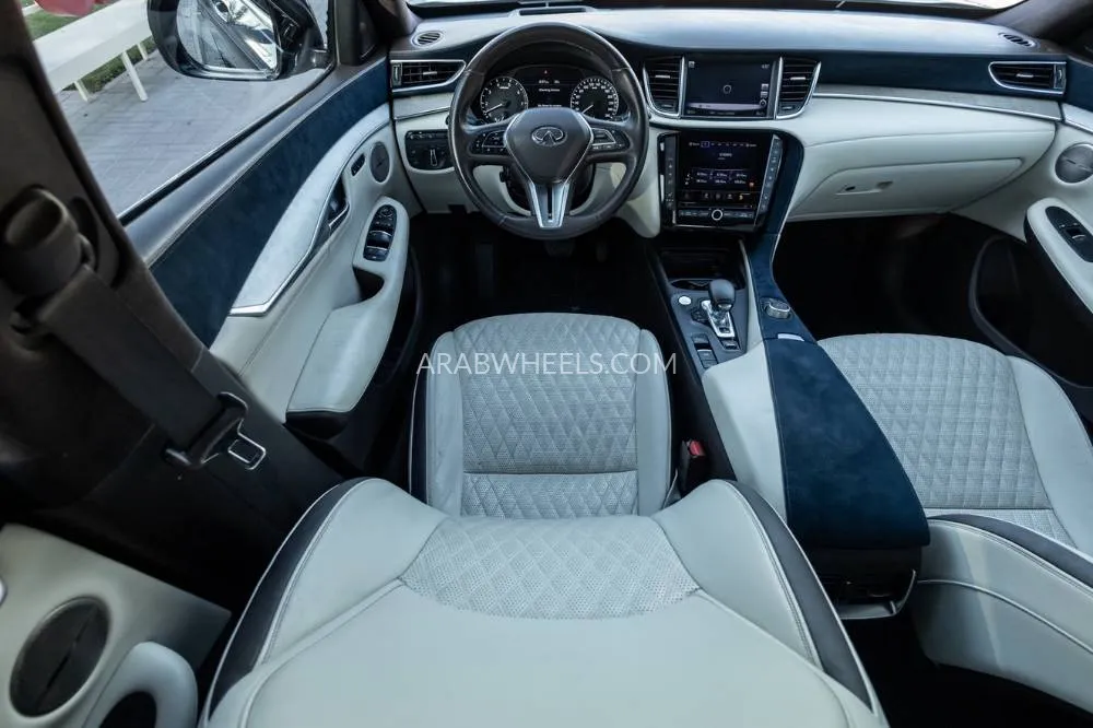 Infiniti Q50 2020 for Sale in Dubai Image-15