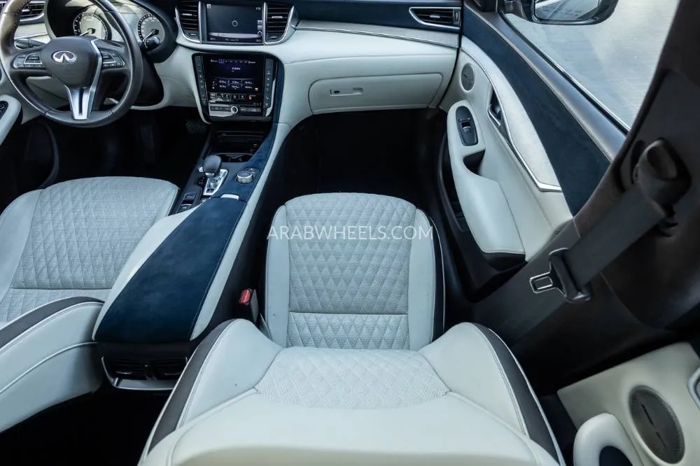 Infiniti Q50 2020 for Sale in Dubai Image-16