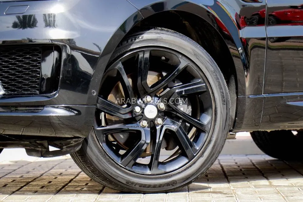 Land Rover Range Rover Sport 2019 for Sale in Dubai Image-11
