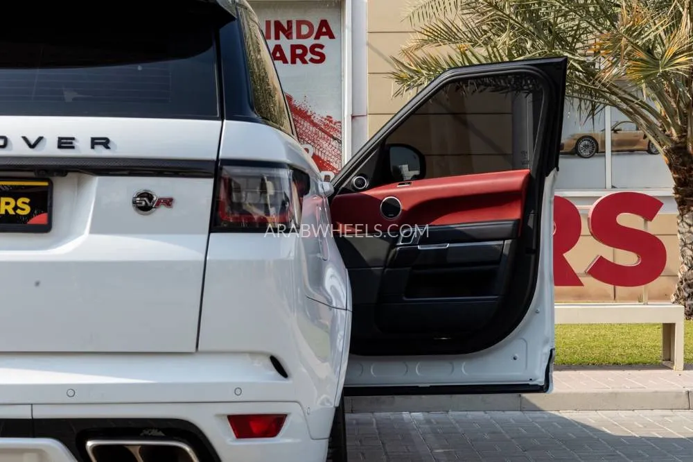 Land Rover Range Rover Sport 2020 for Sale in Dubai Image-7