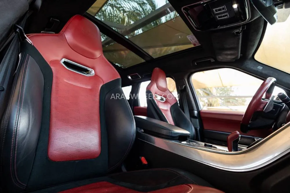Land Rover Range Rover Sport 2020 for Sale in Dubai Image-19