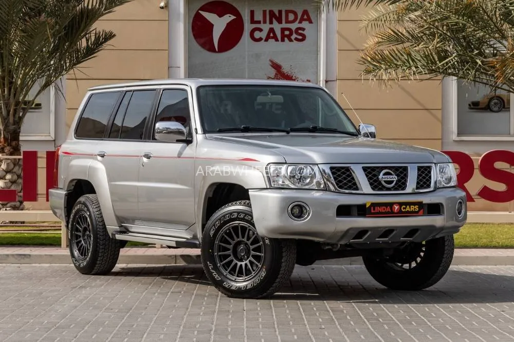 Nissan Patrol 2021 for Sale in Dubai Image-3