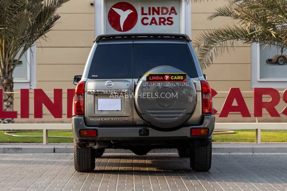 Nissan Patrol 2022 for Sale in Dubai Image-6