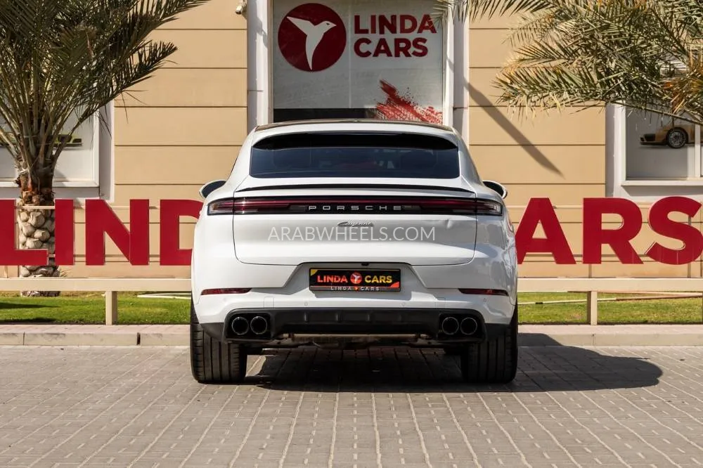 Porsche Cayenne 2025 for Sale in Dubai Image-6