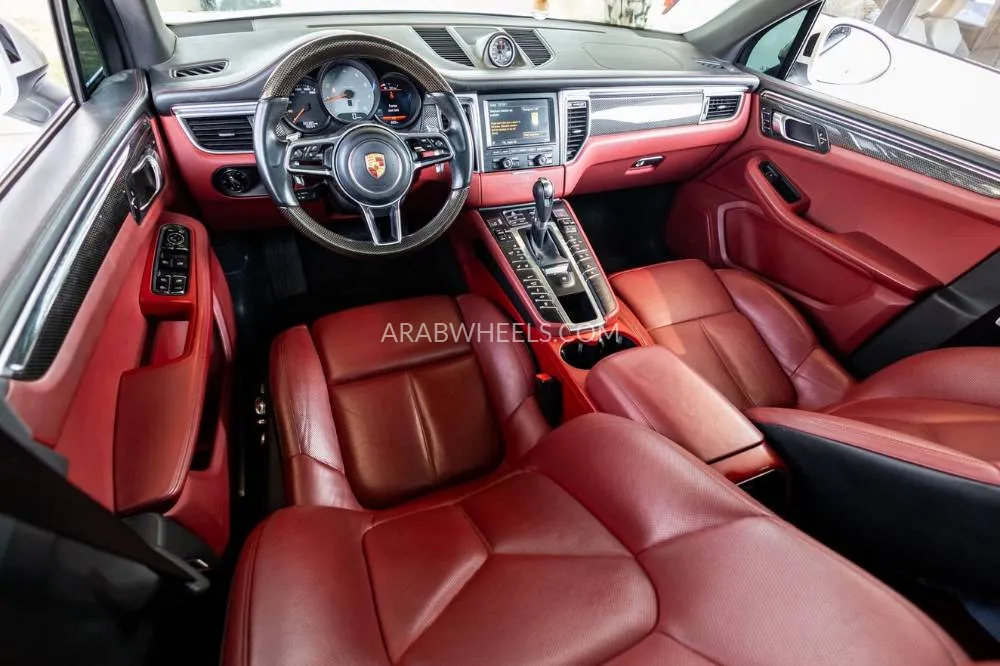 Porsche Macan 2015 for Sale in Dubai Image-13